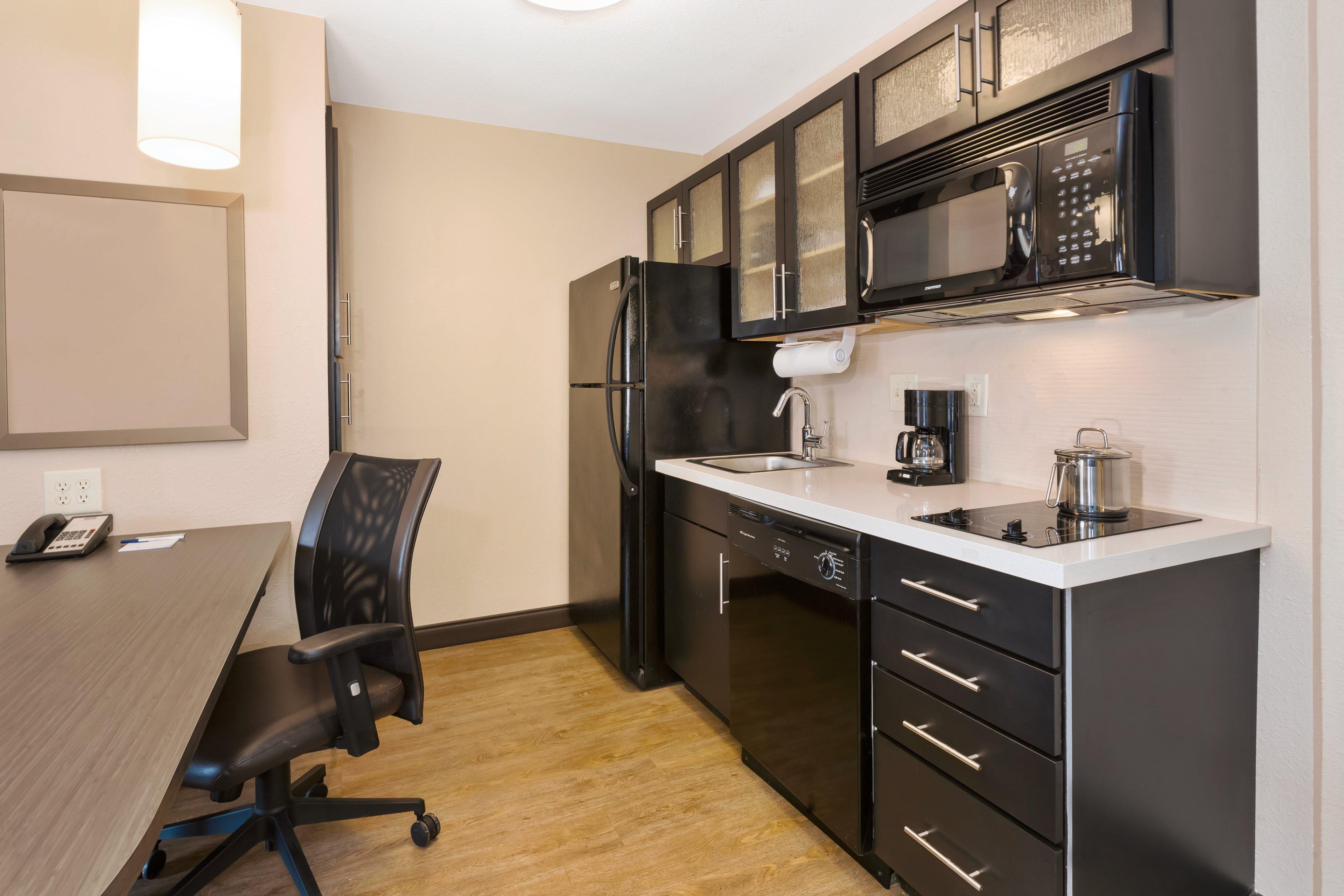 Candlewood Suites Rocky Mount By Ihg Bagian luar foto