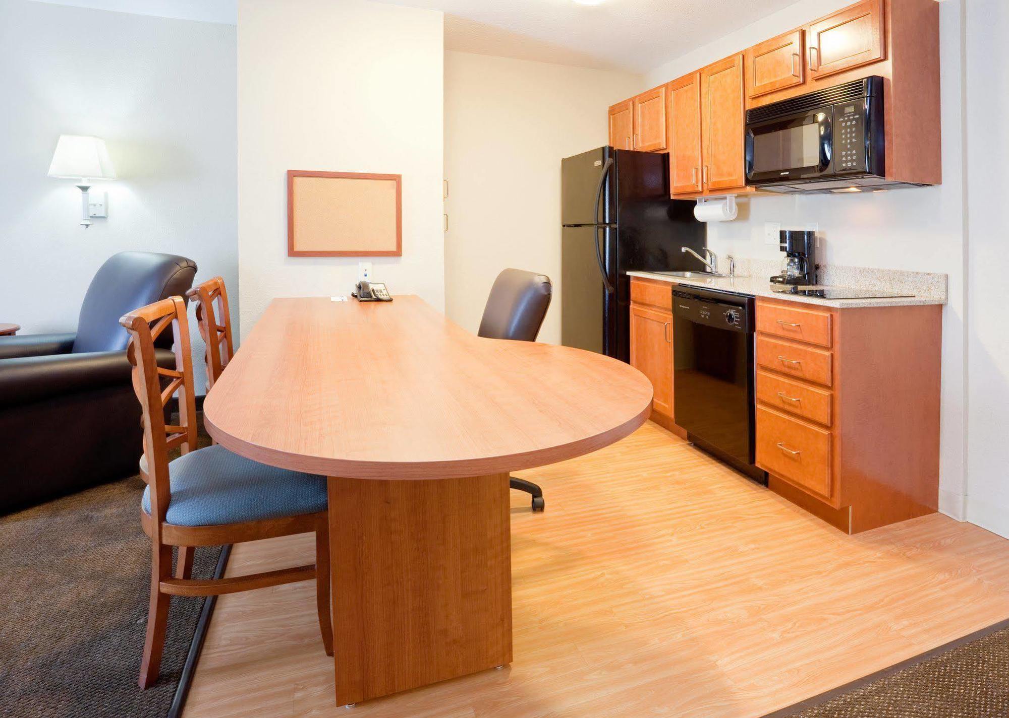 Candlewood Suites Rocky Mount By Ihg Ruang foto