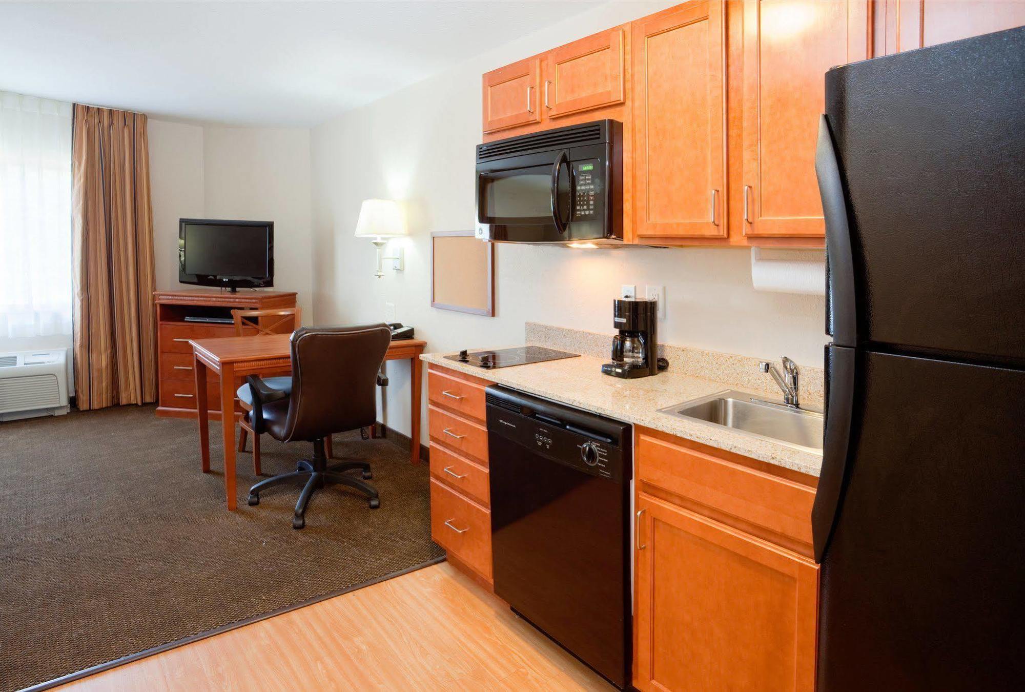 Candlewood Suites Rocky Mount By Ihg Ruang foto